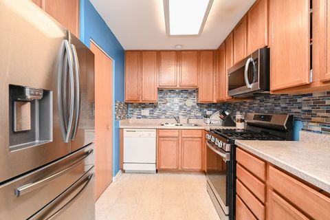 Tiny photo for 39631 N Warren Lane, Beach Park, IL 60083 (MLS # 12463505)