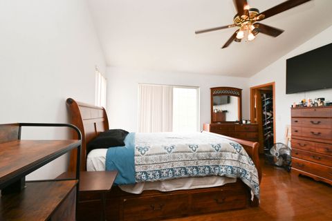 Tiny photo for 39631 N Warren Lane, Beach Park, IL 60083 (MLS # 12463505)