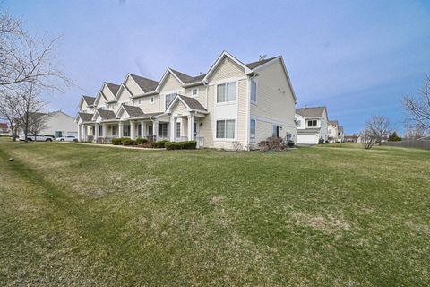 Tiny photo for 39631 N Warren Lane, Beach Park, IL 60083 (MLS # 12463505)