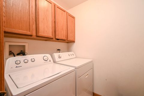 Tiny photo for 39631 N Warren Lane, Beach Park, IL 60083 (MLS # 12463505)