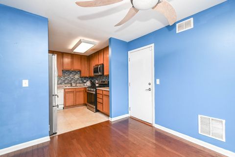 Tiny photo for 39631 N Warren Lane, Beach Park, IL 60083 (MLS # 12463505)