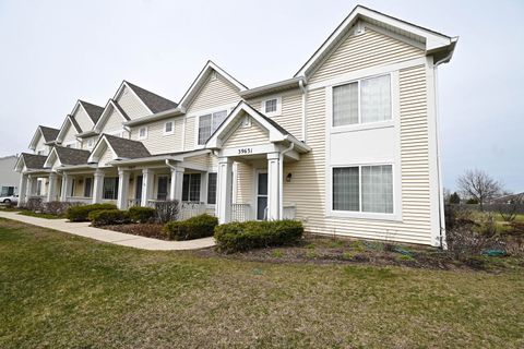 Tiny photo for 39631 N Warren Lane, Beach Park, IL 60083 (MLS # 12463505)