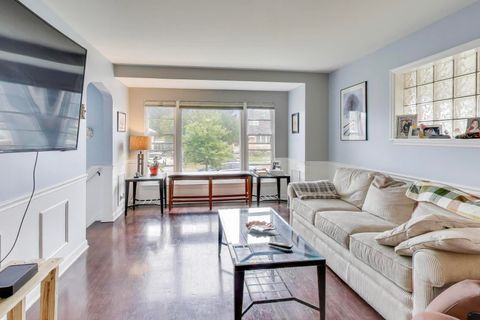 Tiny photo for 3816 Wisconsin Avenue, Berwyn, IL 60402 (MLS # 12497539)