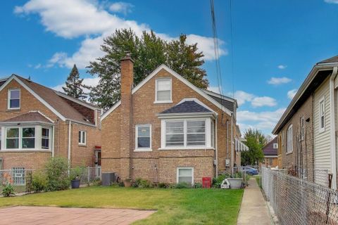 Tiny photo for 3816 Wisconsin Avenue, Berwyn, IL 60402 (MLS # 12497539)