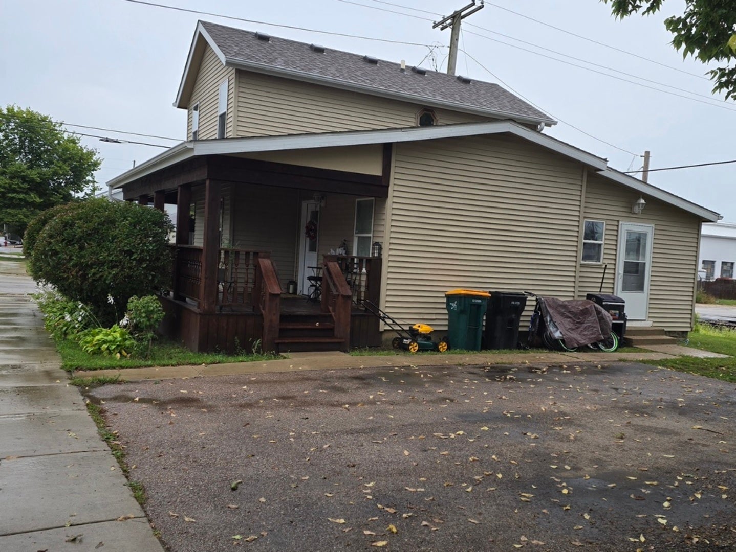 112 E Main Street