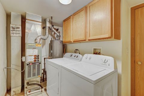 Tiny photo for 94 Waterbury Circle, Oswego, IL 60543 (MLS # 12465177)