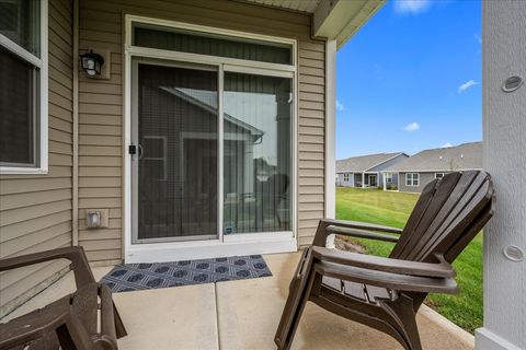 Tiny photo for 331 Sussex Lane, North Aurora, IL 60542 (MLS # 12488229)