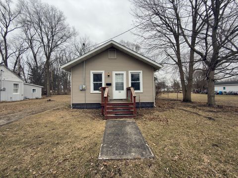 Tiny photo for 107 N PEARL Street, Milford, IL 60953 (MLS # 12570534)