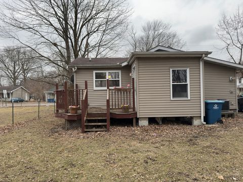 Tiny photo for 107 N PEARL Street, Milford, IL 60953 (MLS # 12570534)