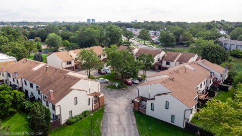 Tiny photo for 363 Juniper Tree Court, Hoffman Estates, IL 60169 (MLS # 12743588)