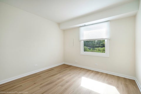 Tiny photo for 363 Juniper Tree Court, Hoffman Estates, IL 60169 (MLS # 12743588)