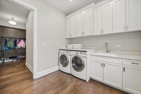 Tiny photo for 15W047 60TH Street, Burr Ridge, IL 60527 (MLS # 12691574)