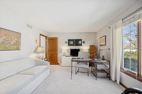 Tiny photo for 447 Stratford Lane, Willowbrook, IL 60527 (MLS # 12551404)