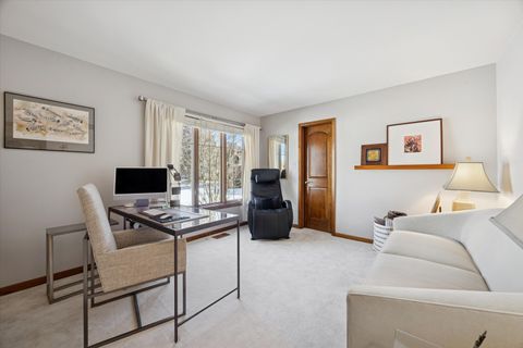 Tiny photo for 447 Stratford Lane, Willowbrook, IL 60527 (MLS # 12551404)