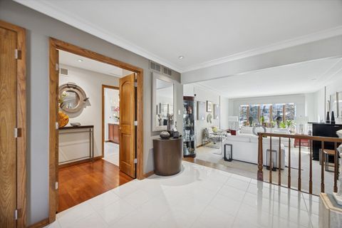 Tiny photo for 447 Stratford Lane, Willowbrook, IL 60527 (MLS # 12551404)