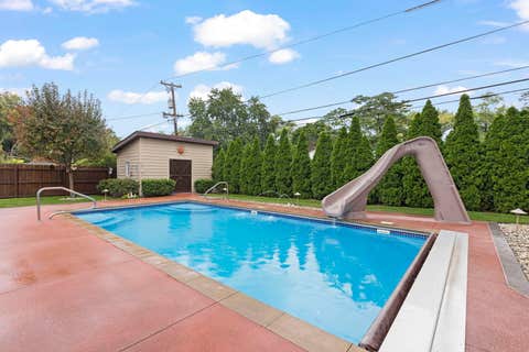 Tiny photo for 1219 Taylor Street, Joliet, IL 60435 (MLS # 12722730)