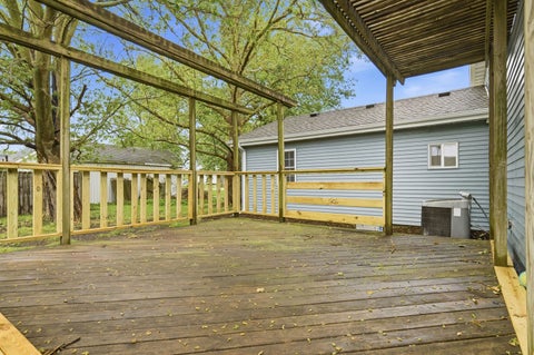 Tiny photo for 305 Parkway Court, Gridley, IL 61744 (MLS # 12778330)