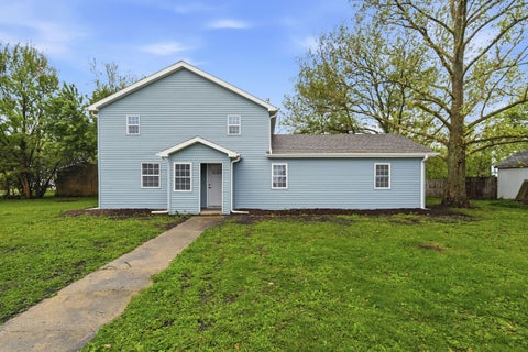 Tiny photo for 305 Parkway Court, Gridley, IL 61744 (MLS # 12778330)