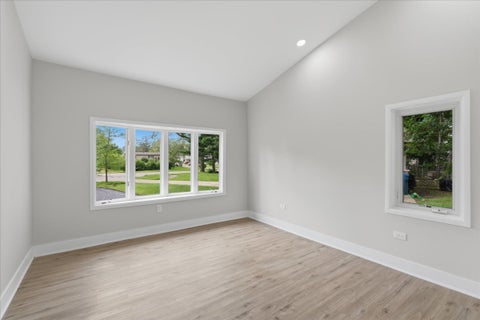 Tiny photo for 731 Enterprise Court, Chicago Heights, IL 60411 (MLS # 12743832)