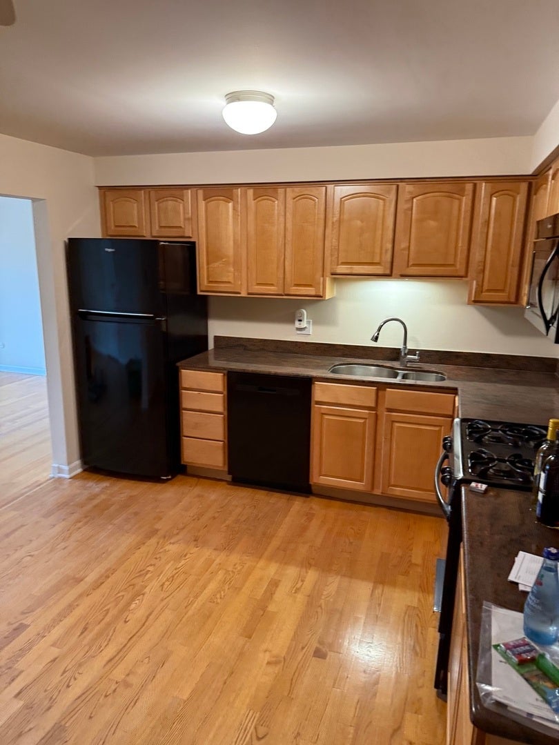 1211 Brown Street 3C