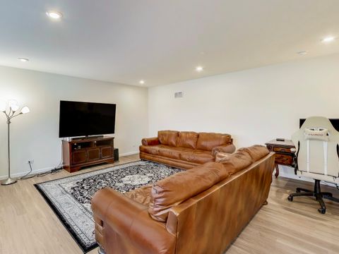 Tiny photo for 579 Watercress Drive, Aurora, IL 60504 (MLS # 12632600)
