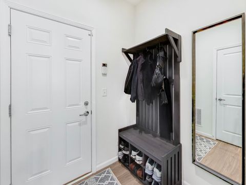 Tiny photo for 579 Watercress Drive, Aurora, IL 60504 (MLS # 12632600)