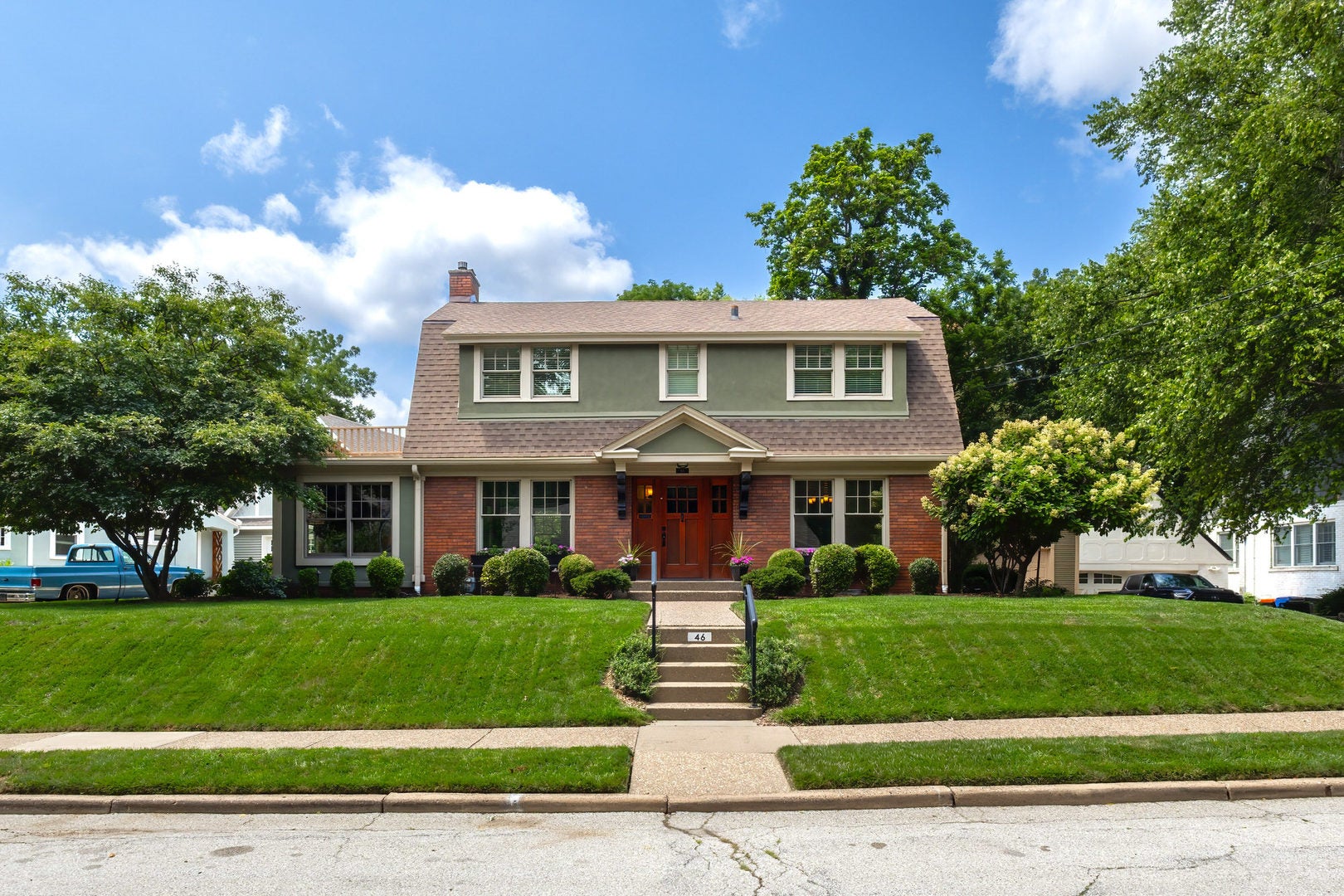 46 Kenwood Avenue