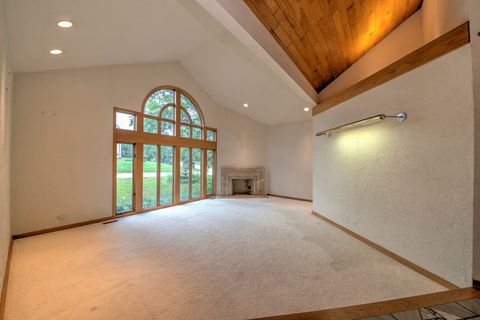 Tiny photo for 8170 Lake Ridge Drive, Burr Ridge, IL 60527 (MLS # 12494935)