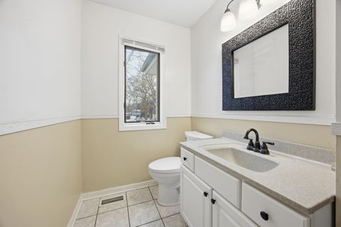 Tiny photo for 19N963 Manito Trail, Algonquin, IL 60102 (MLS # 12565420)