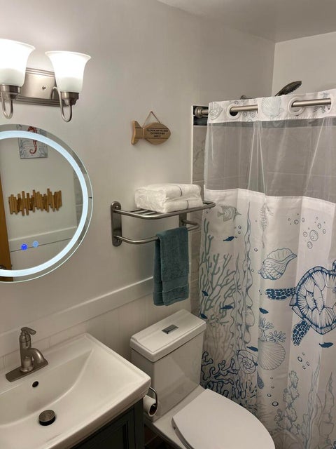 Tiny photo for 38 N Bermuda Colony #6, Fox Lake, IL 60020 (MLS # 12782449)
