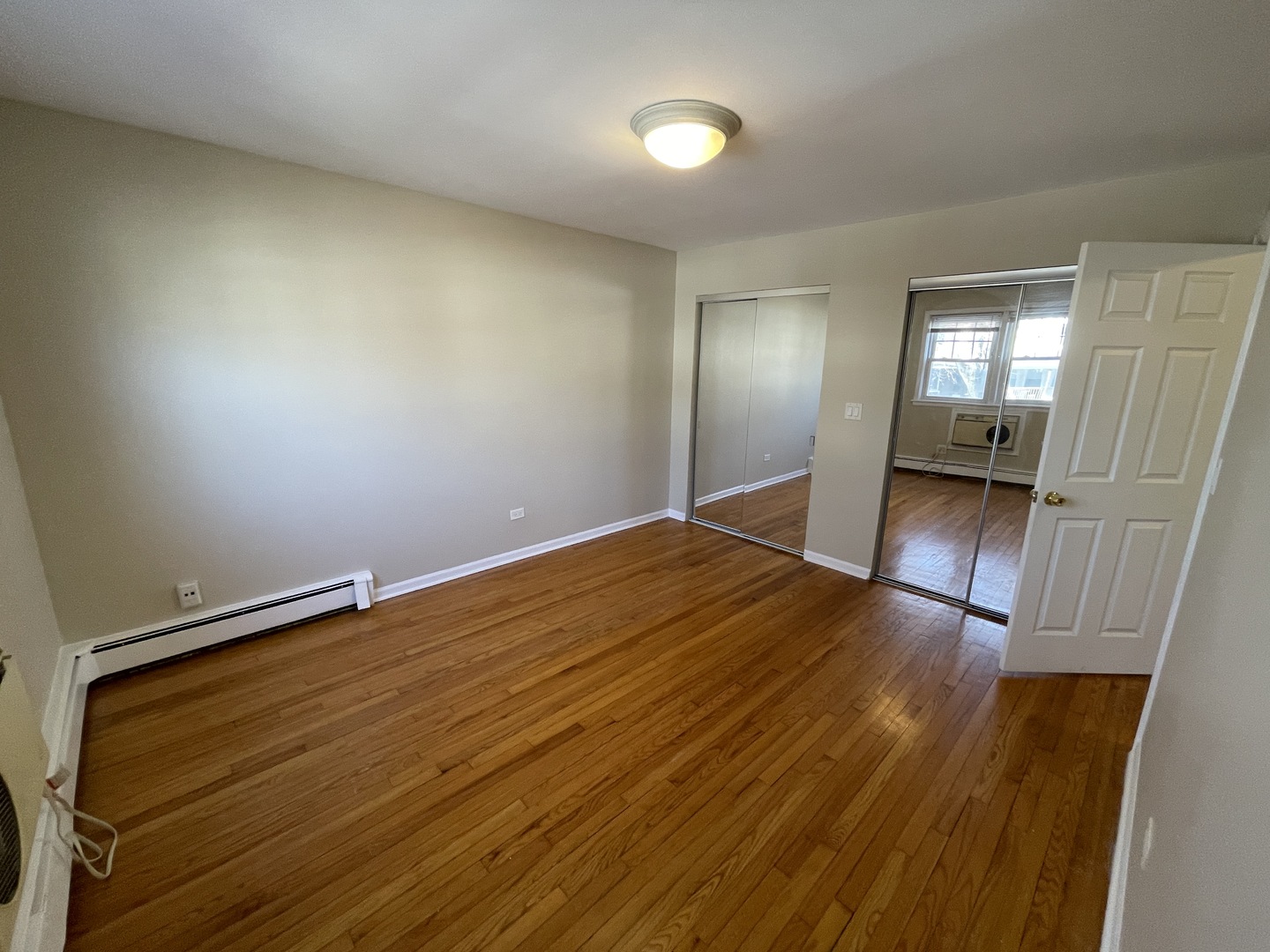 1819 W TOUHY Avenue 3
