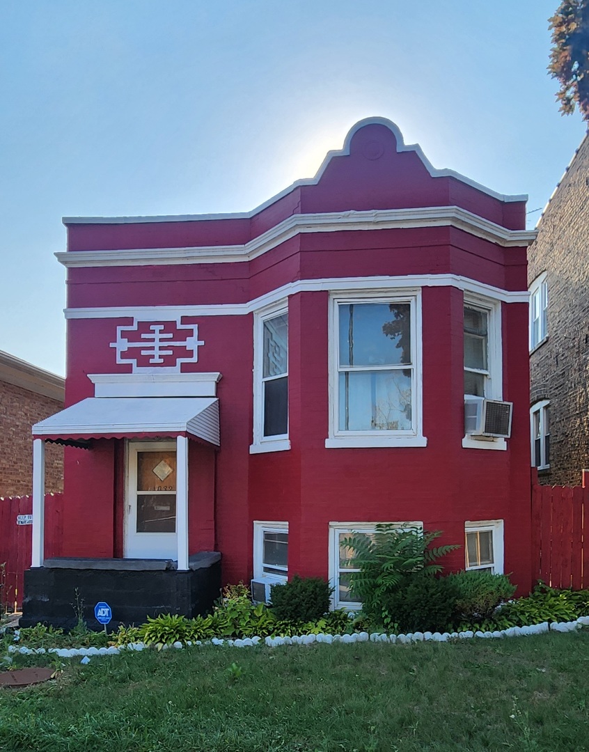 1832 S Central Avenue
