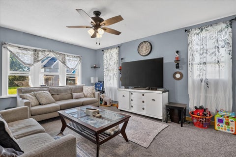 Tiny photo for 918 S 3rd Street, Rockford, IL 61104 (MLS # 12793052)