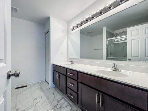 Tiny photo for 1587 Glenbrooke Lane, New Lenox, IL 60451 (MLS # 12357374)