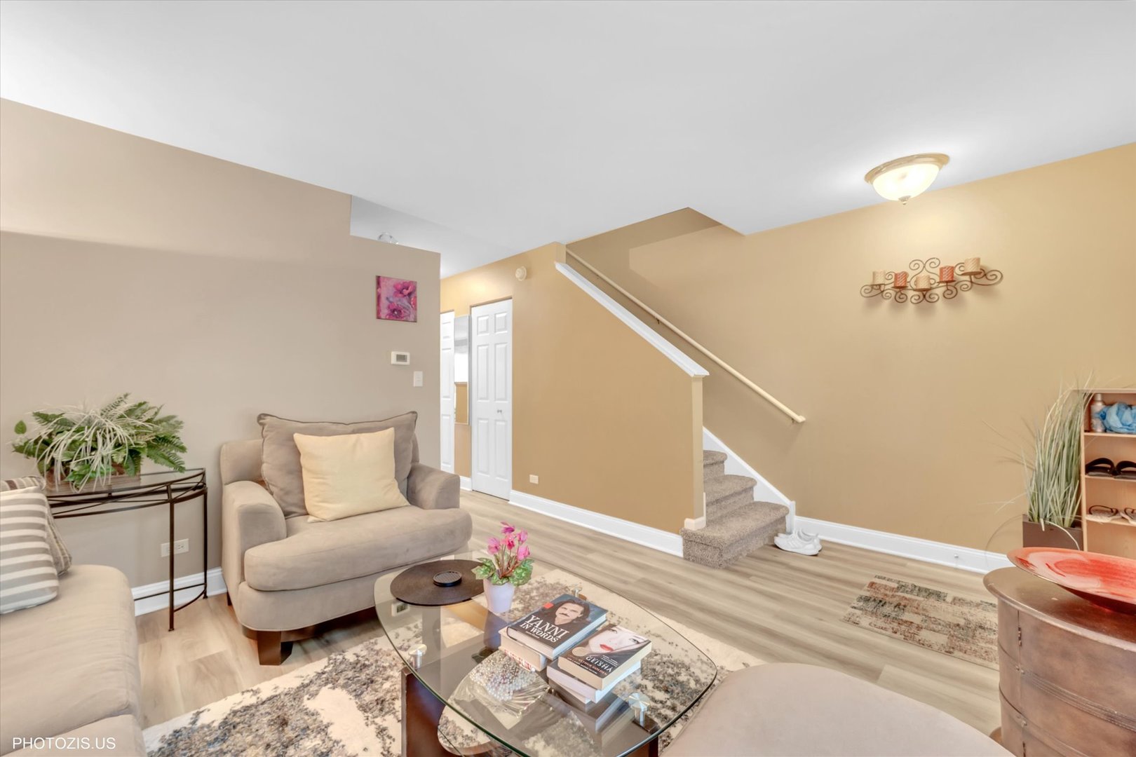 73 W Providence Lane