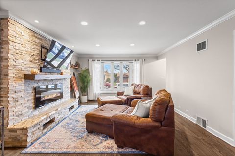 Tiny photo for Chicago, IL 60646 (MLS # 12610582)