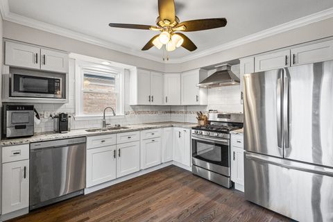 Tiny photo for Chicago, IL 60646 (MLS # 12610582)