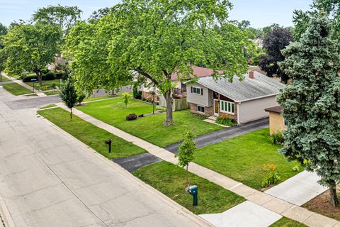 Tiny photo for 320 Marshall Road, Bensenville, IL 60106 (MLS # 12406754)