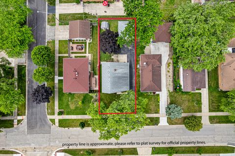 Tiny photo for 320 Marshall Road, Bensenville, IL 60106 (MLS # 12406754)