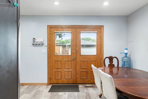 Tiny photo for 320 Marshall Road, Bensenville, IL 60106 (MLS # 12406754)