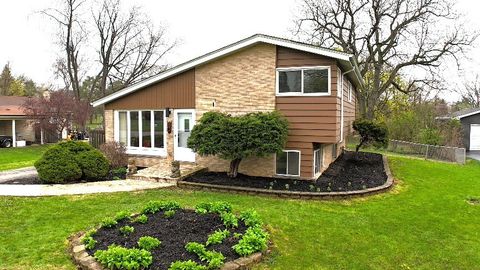 Tiny photo for 1N605 Park Boulevard, Glen Ellyn, IL 60137 (MLS # 12619381)