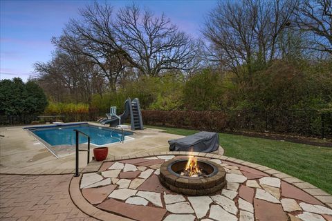 Tiny photo for 2025 Gillenwater Street, Batavia, IL 60510 (MLS # 12516460)