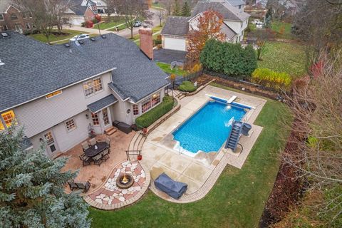 Tiny photo for 2025 Gillenwater Street, Batavia, IL 60510 (MLS # 12516460)