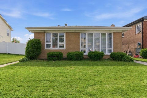 Photo of 15930 Paulina Street, Harvey, IL 60426 (MLS # 12759053)