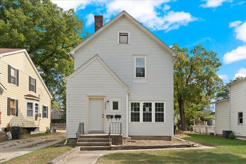 Tiny photo for 2409 Gilboa Avenue, Zion, IL 60099 (MLS # 12486387)
