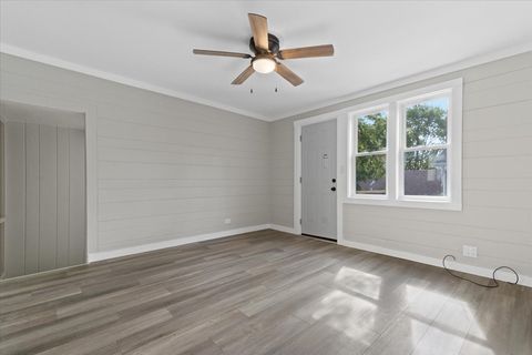 Tiny photo for 2409 Gilboa Avenue, Zion, IL 60099 (MLS # 12486387)