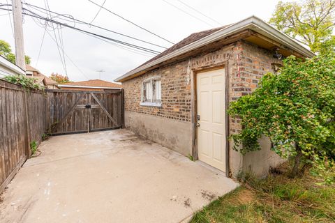 Tiny photo for 4610 W Altgeld Street, Chicago, IL 60639 (MLS # 12492410)