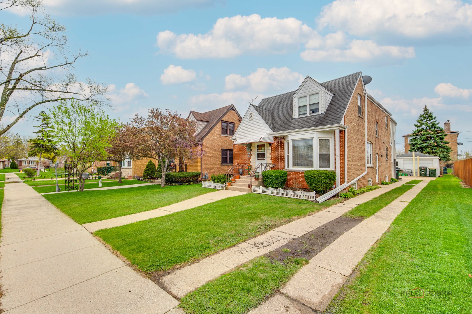 7523 W CLEVELAND Street