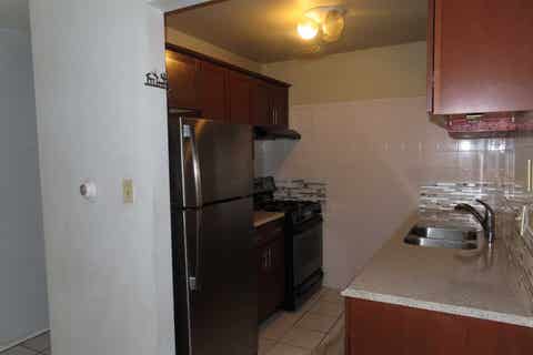 Tiny photo for 6B E DUNDEE QUARTER Drive #201, Palatine, IL 60074 (MLS # 12677129)