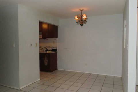 Tiny photo for 6B E DUNDEE QUARTER Drive #201, Palatine, IL 60074 (MLS # 12677129)